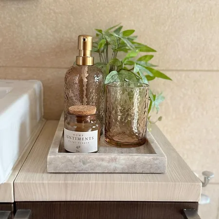 Daire Way R St Sweet *